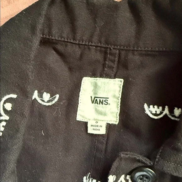 Vans Black Jacket with boobs BREAST CANCER AWARENESS - Picture 2 of 4
